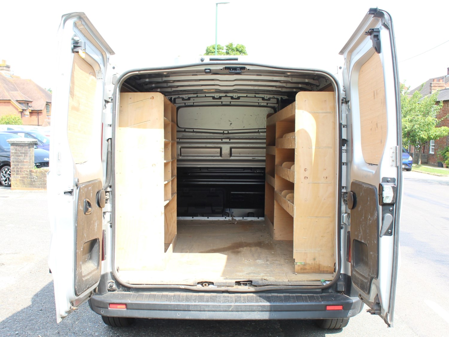 Renault Trafic Listing Image