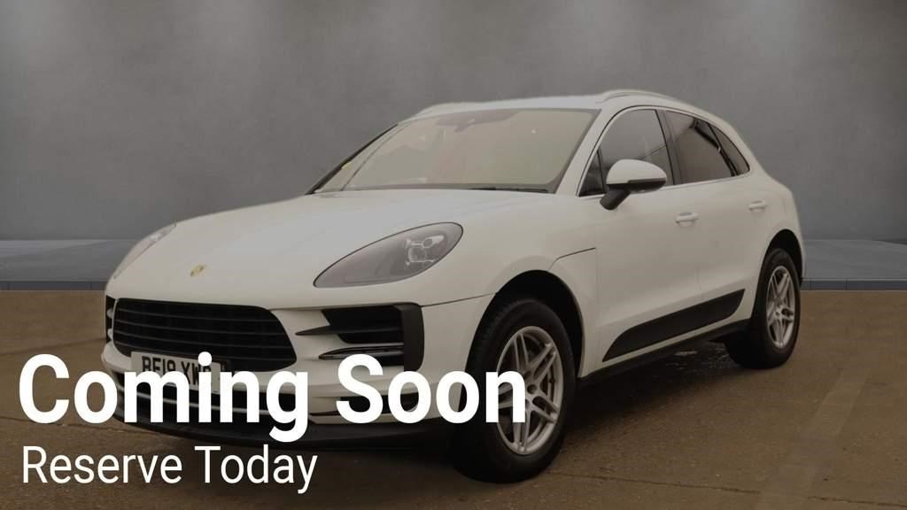 Porsche Macan Listing Image