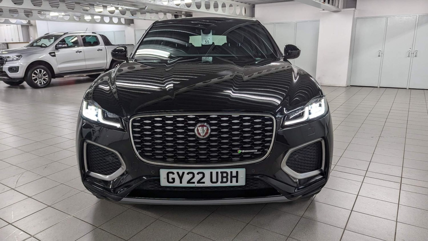 Jaguar F-PACE Listing Image