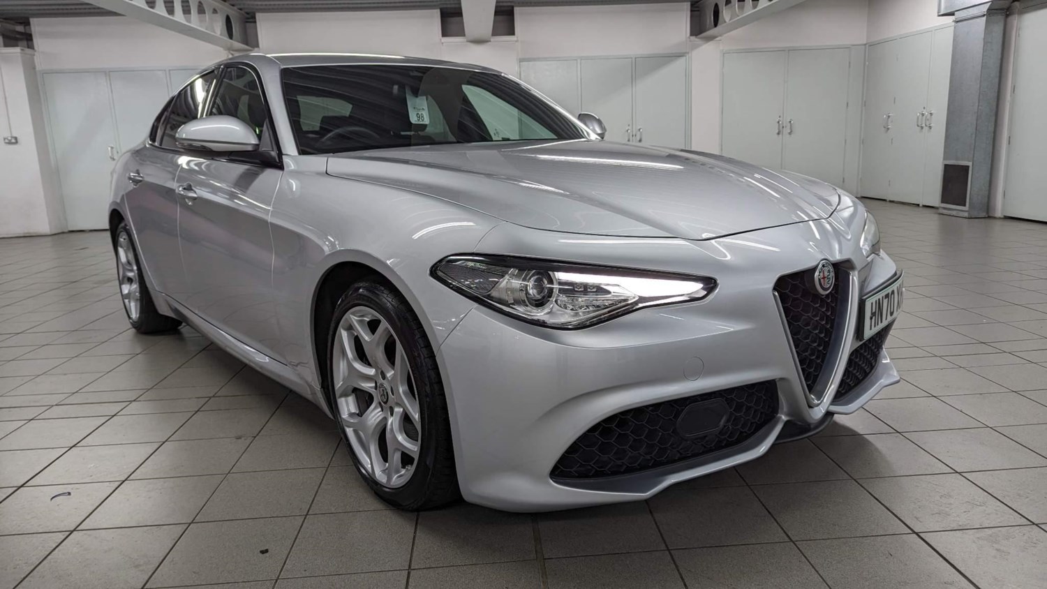 Alfa Romeo Giulia Listing Image