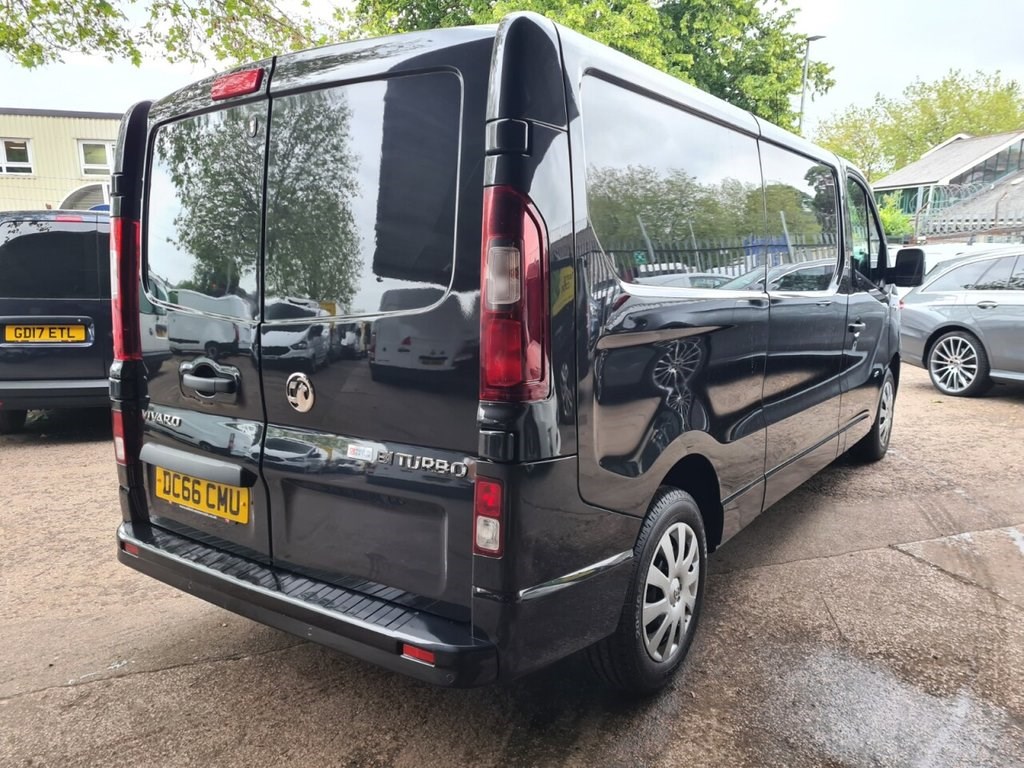 Vauxhall Vivaro Listing Image