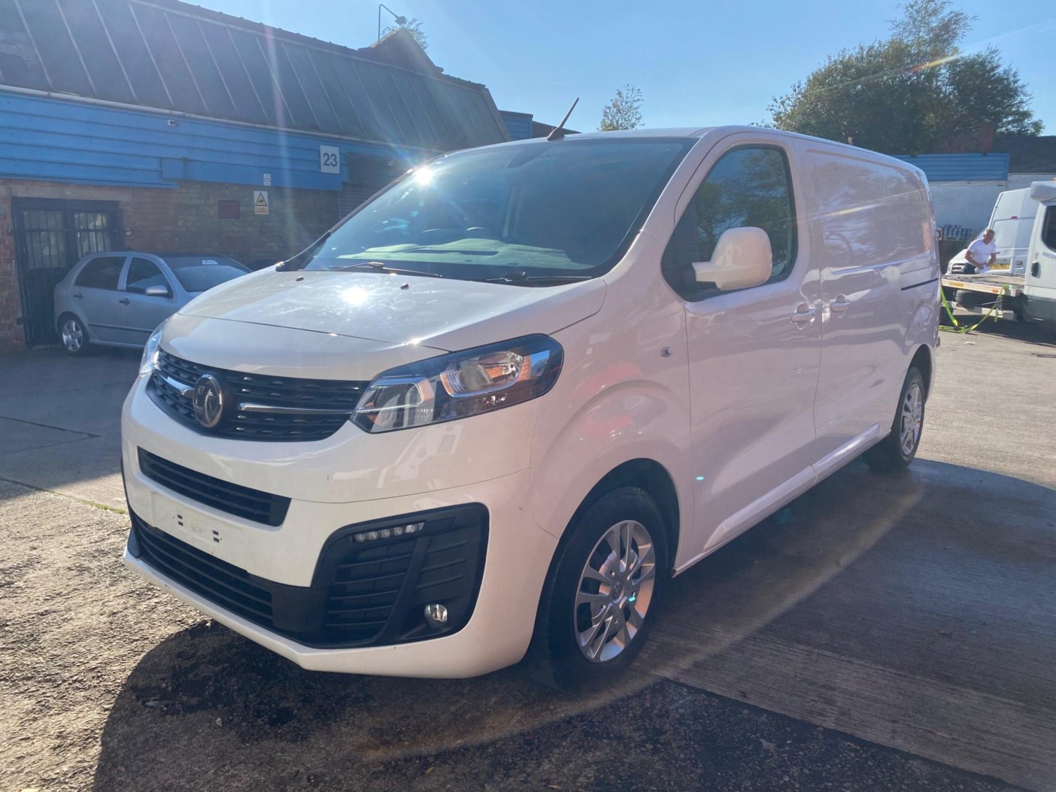 Vauxhall Vivaro Listing Image