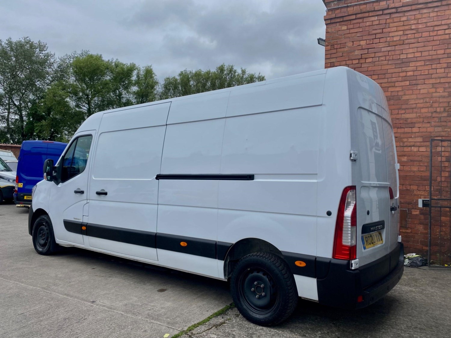 Renault Master Listing Image