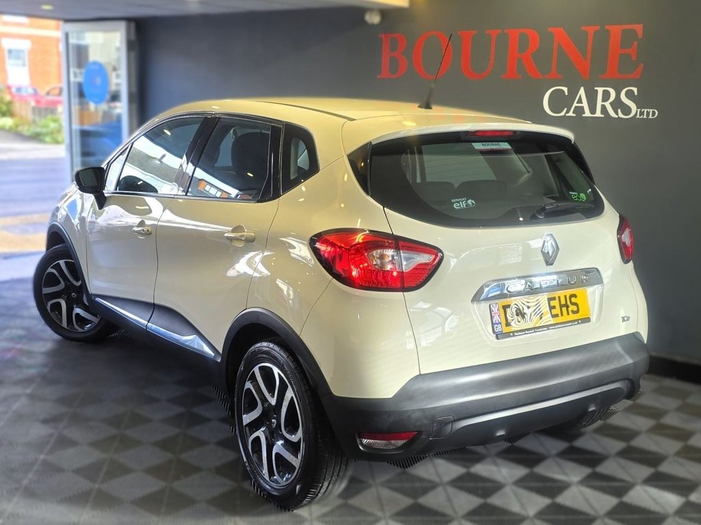 Renault Captur Listing Image