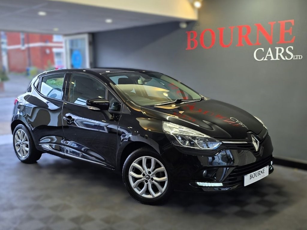 Renault Clio Listing Image