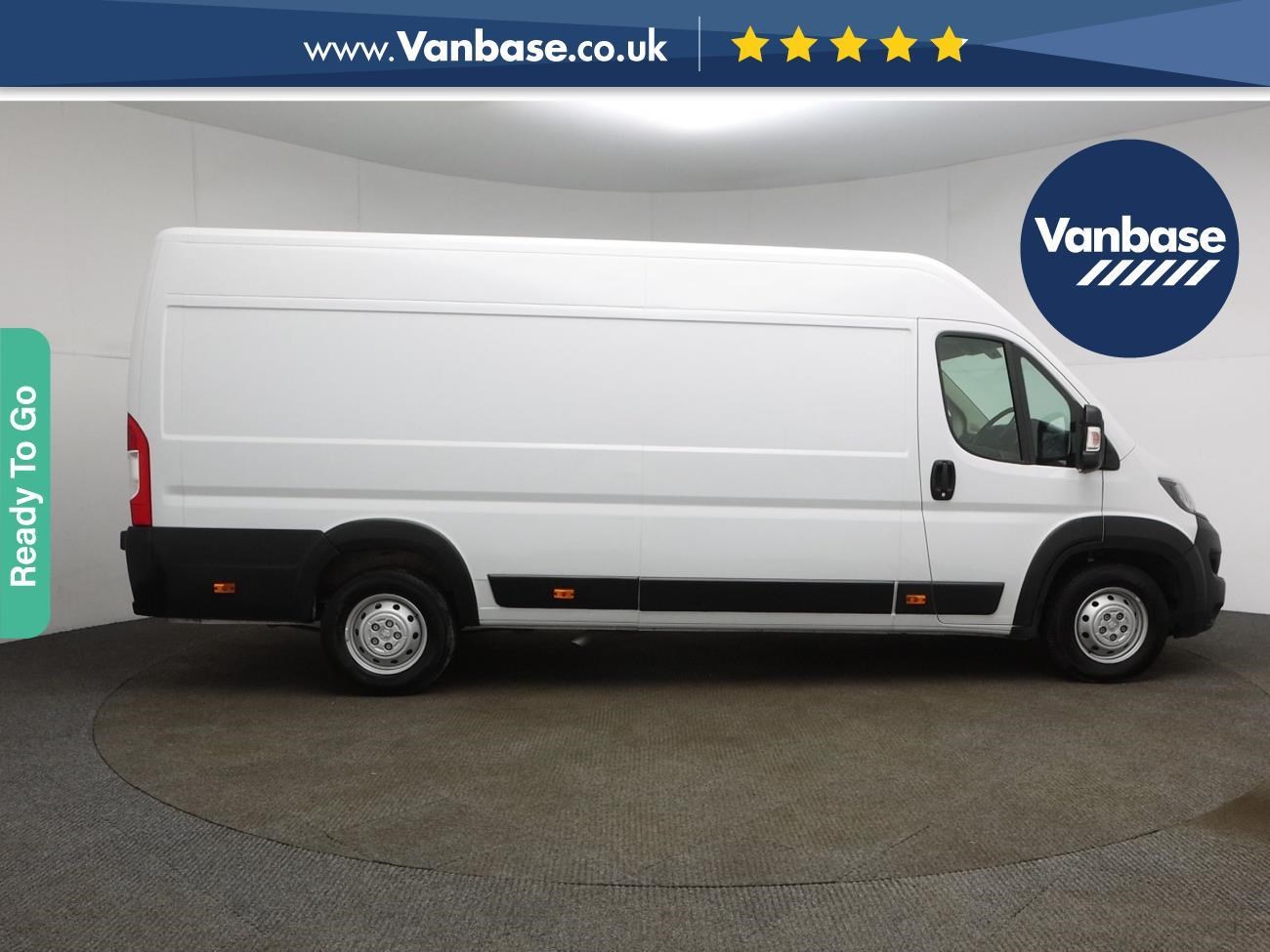 (2021) Peugeot Boxer 2.2 BlueHDi Professional 140ps Extra Long Wheelbase L4H2 Medium Roof Van 3500 GVW - Euro 6 - Air Conditioning - Satellite Navigation - Bluetooth Connection - Bulkhead