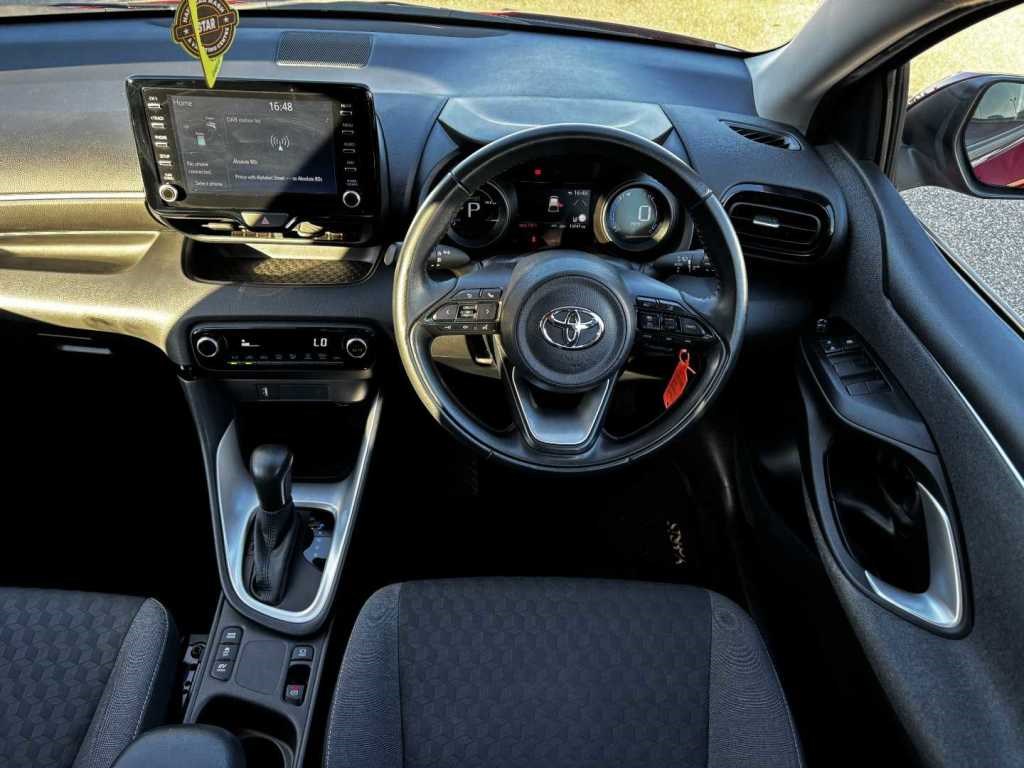 Toyota Yaris Listing Image