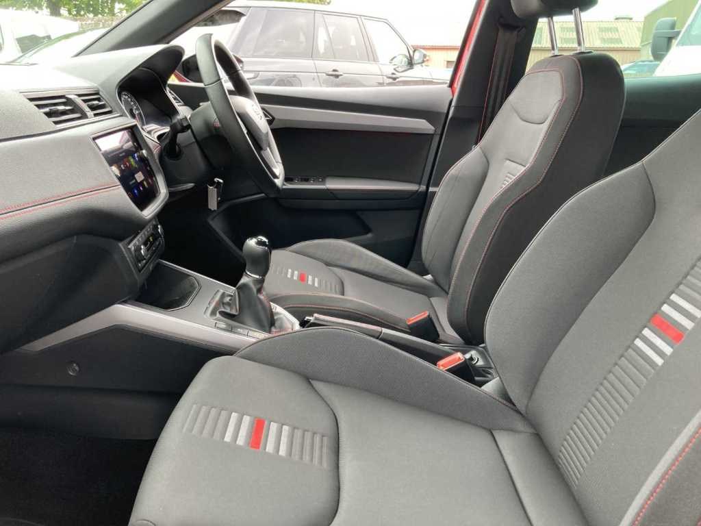 SEAT Arona Listing Image