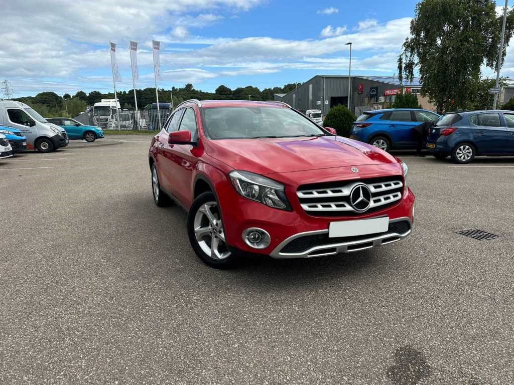 Mercedes-Benz GLA Listing Image