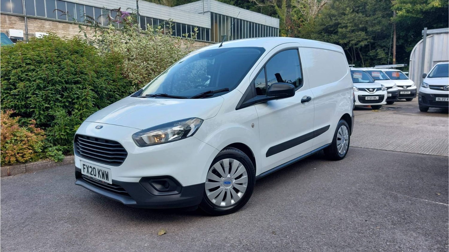 Ford Transit Courier Listing Image