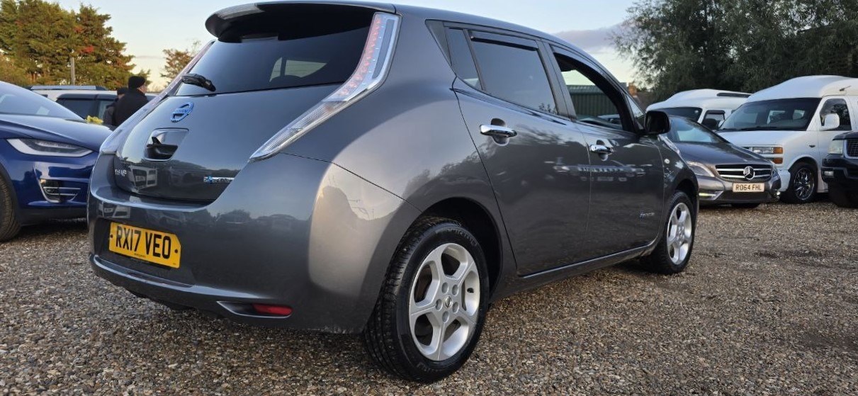 Nissan Leaf Listing Image