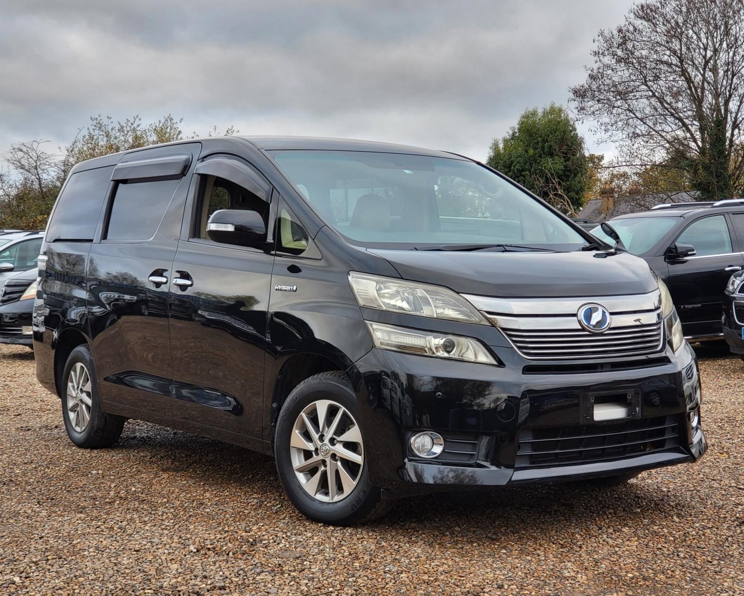 Toyota Vellfire Listing Image