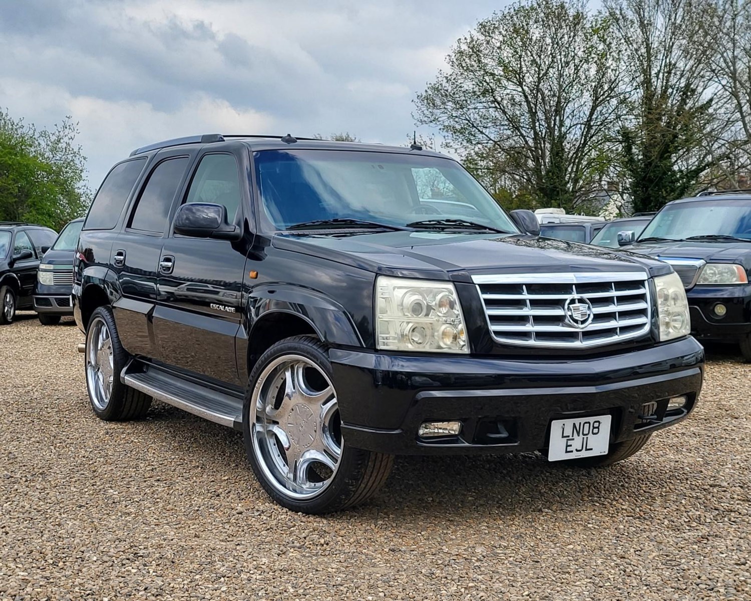 Cadillac Escalade Listing Image