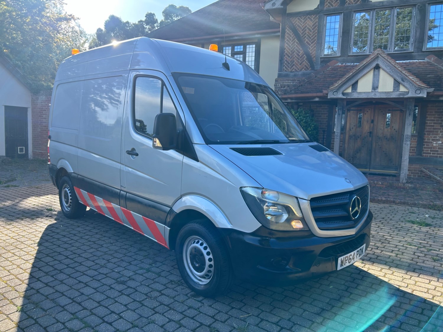 Mercedes-Benz Sprinter Listing Image