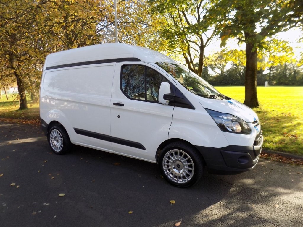 Ford Transit Custom Listing Image