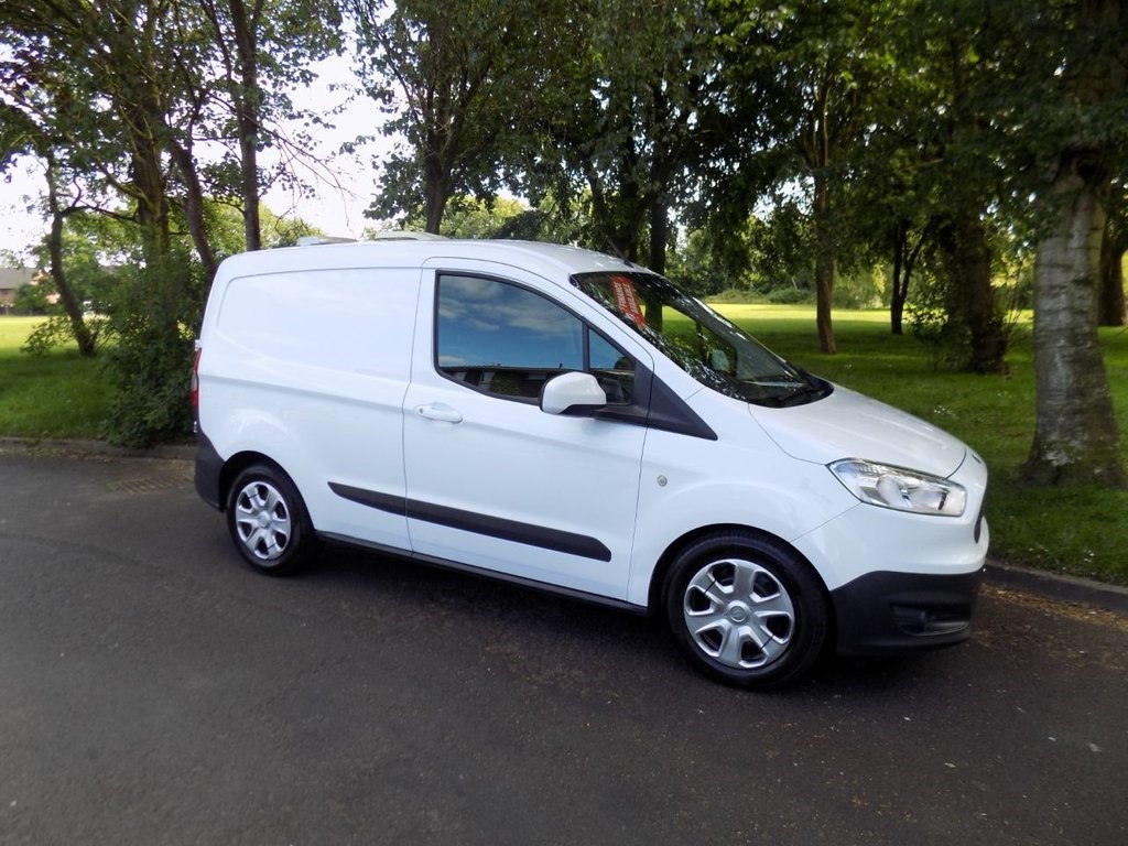 Ford Transit Courier Listing Image