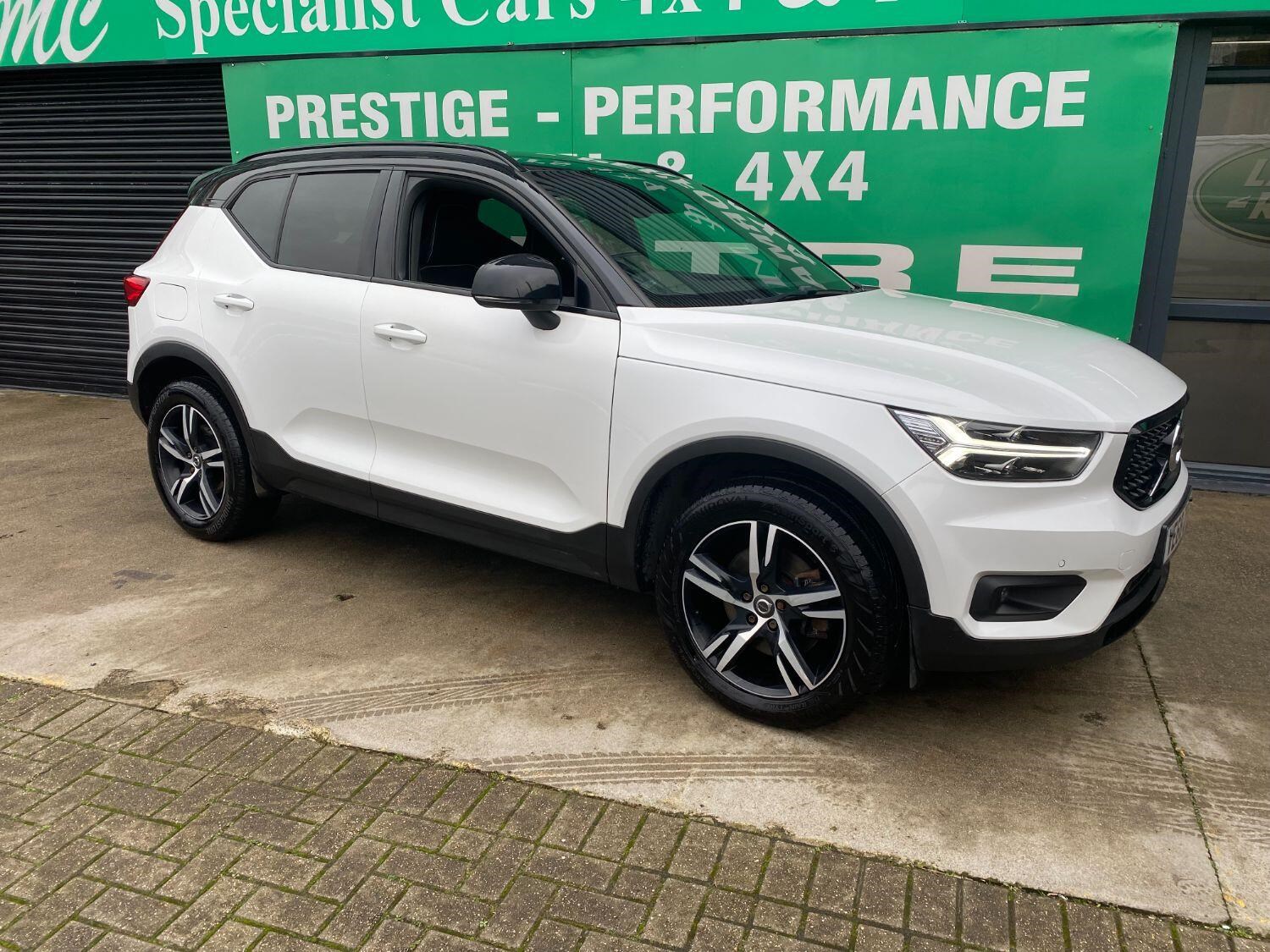 Volvo XC40 Listing Image