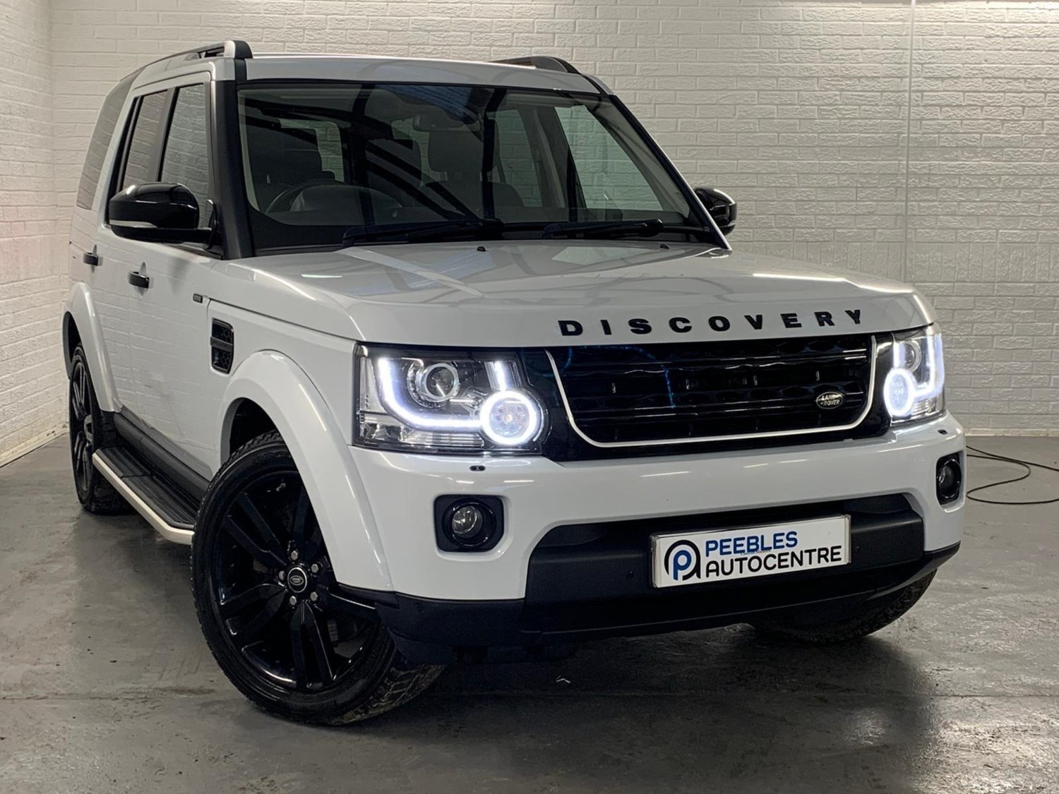 Land Rover Discovery 4 Listing Image