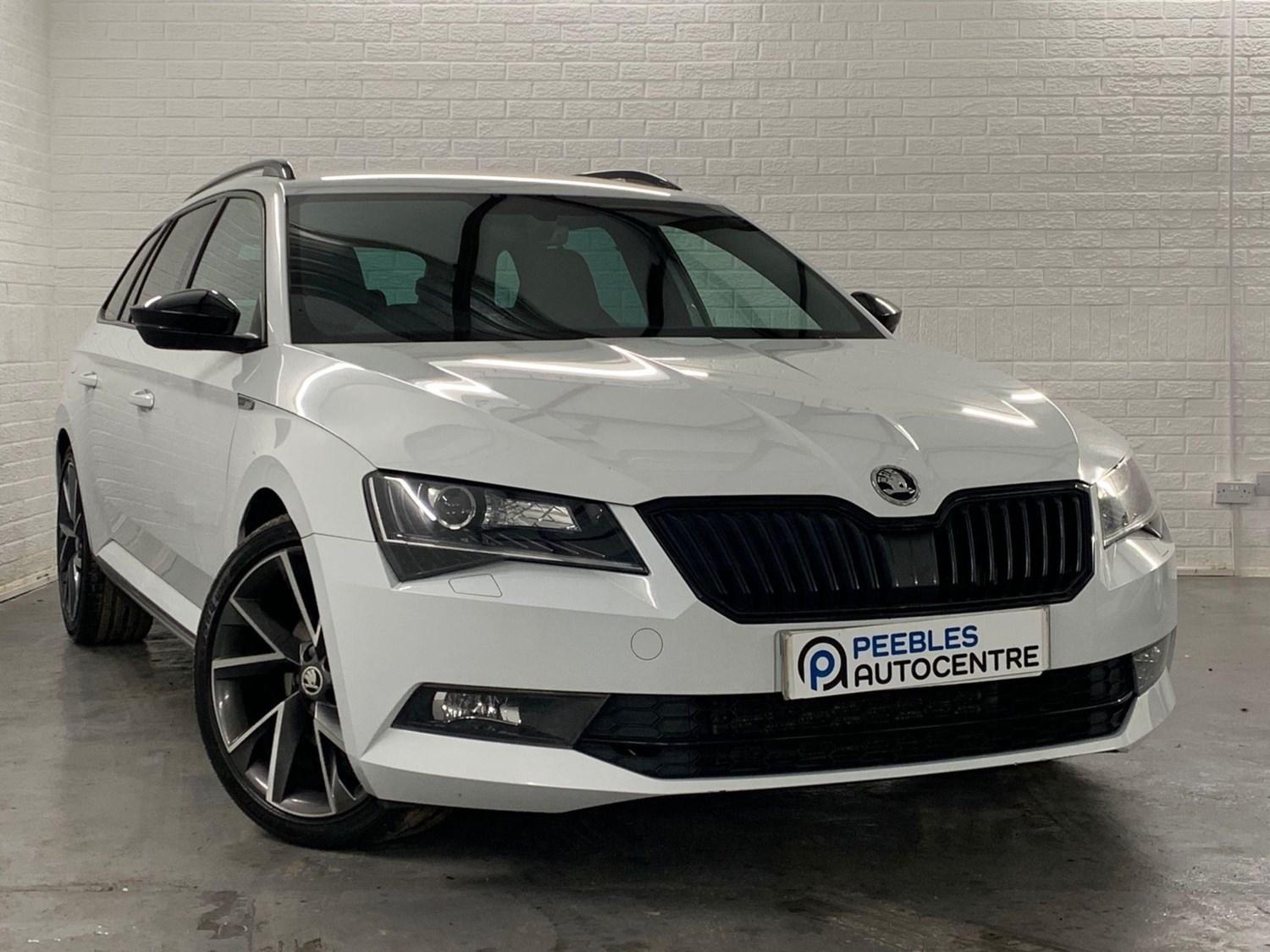 Skoda Superb Listing Image