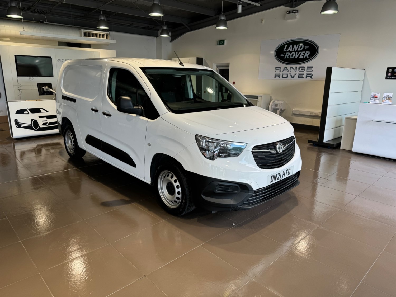 Vauxhall Combo Listing Image