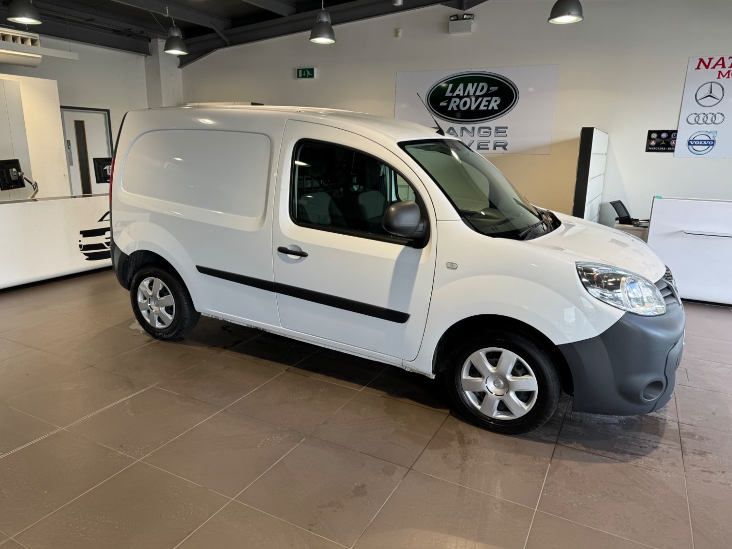 Nissan NV250 Listing Image