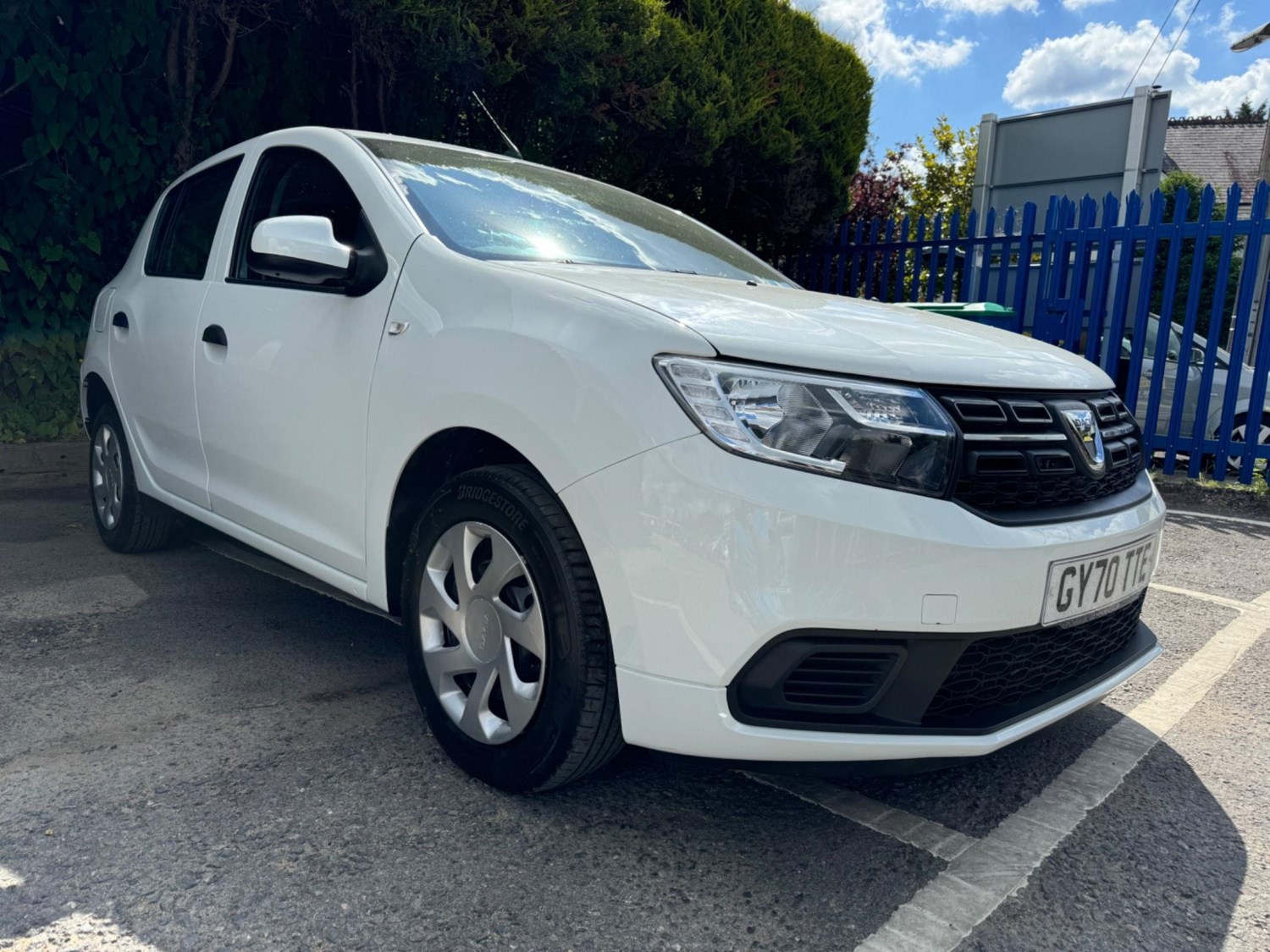 Dacia Sandero Listing Image