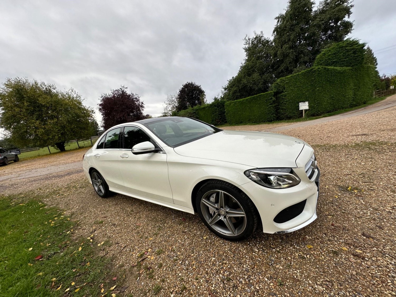 Mercedes-Benz C-Class Listing Image