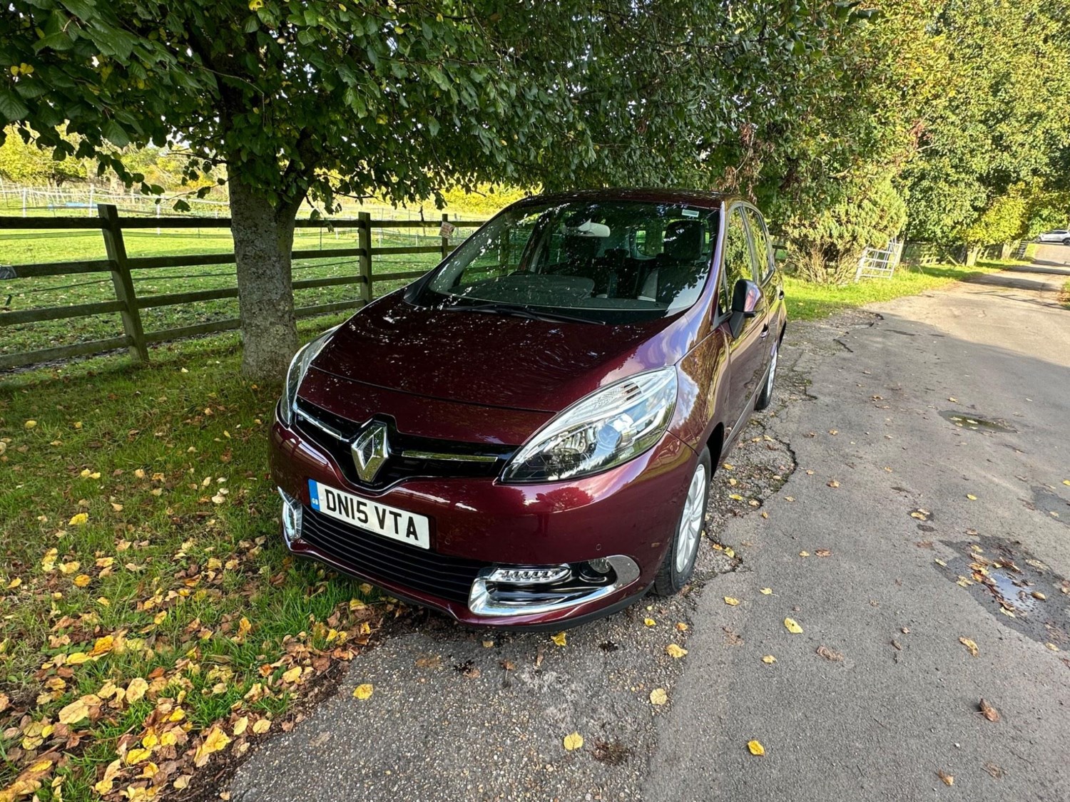 Renault Scenic Listing Image