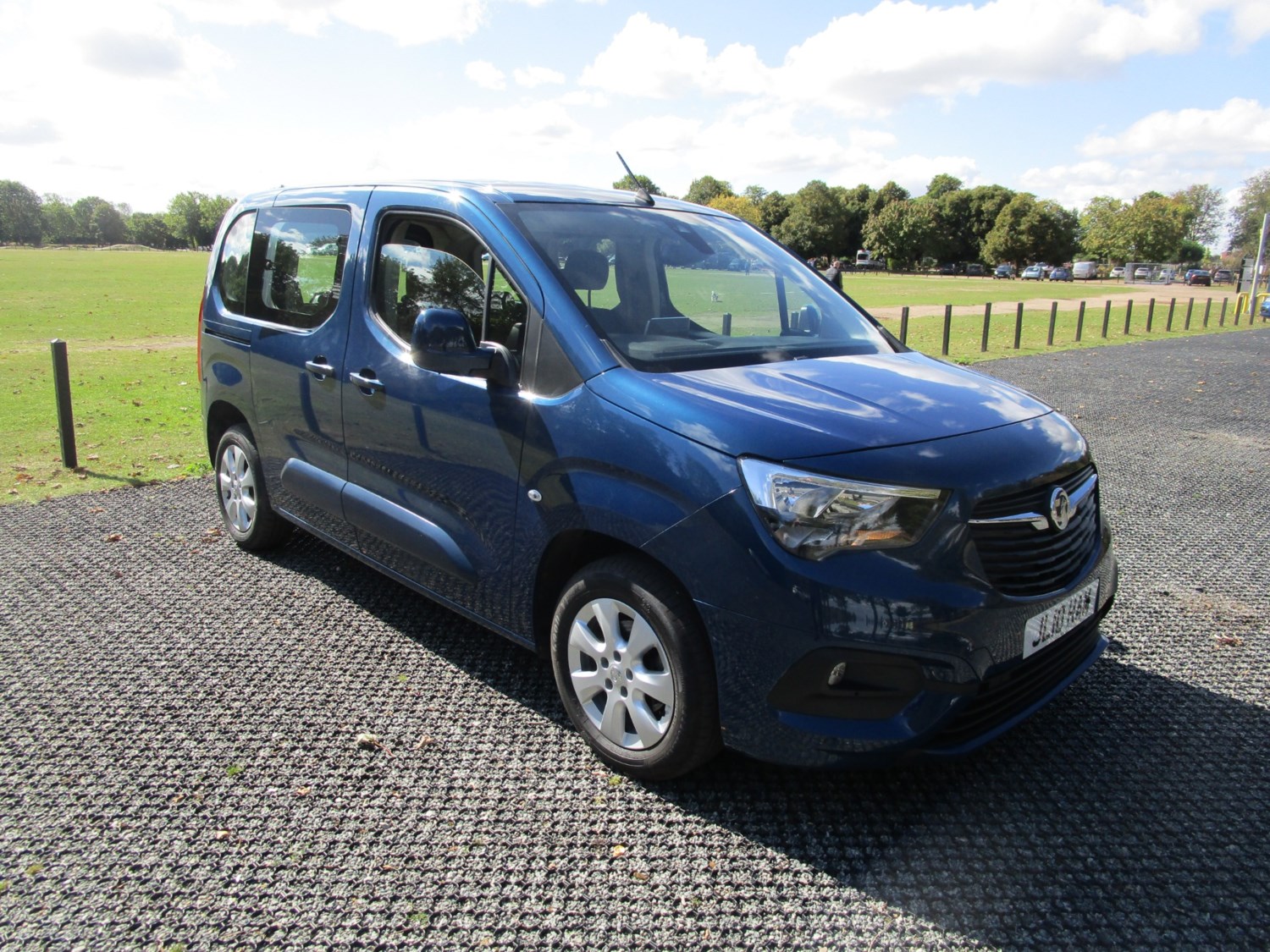 Vauxhall Combo Life Listing Image