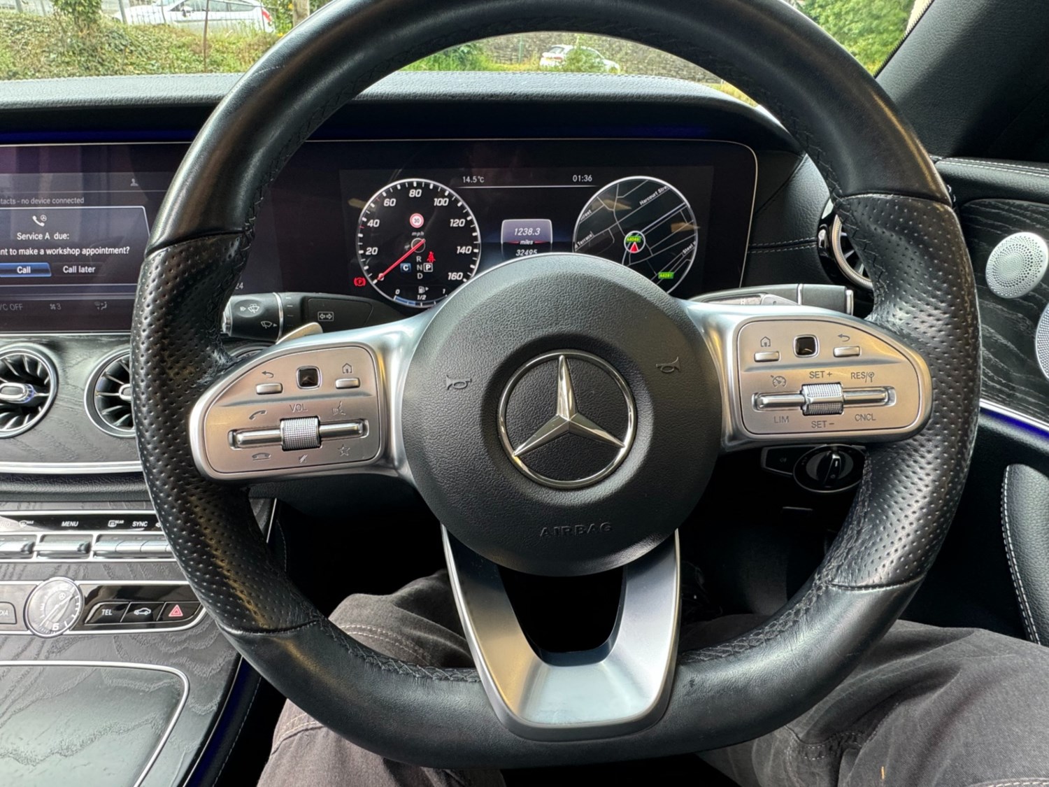 Mercedes-Benz E-Class Listing Image