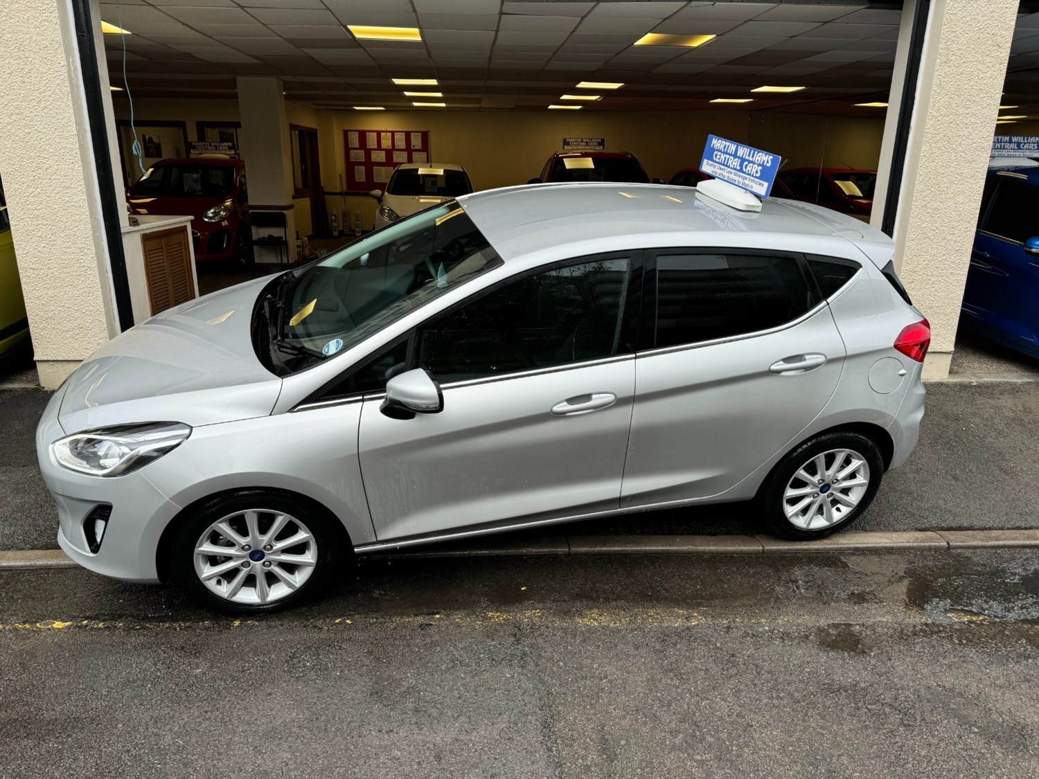 Ford Fiesta Listing Image