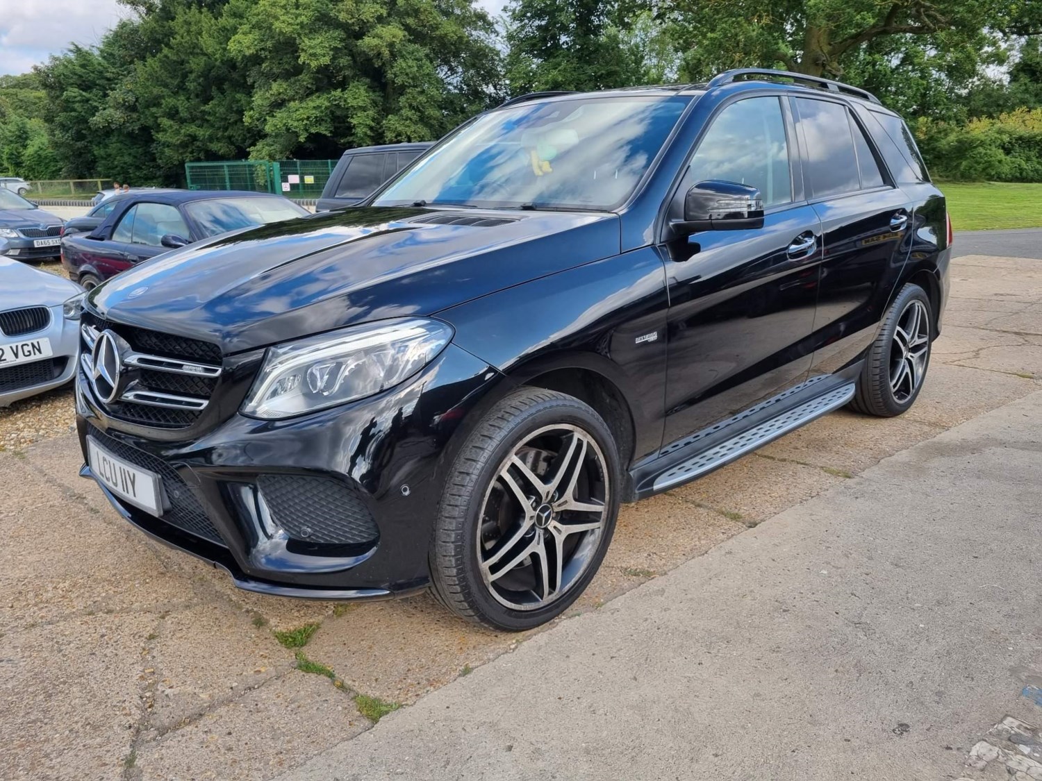 Mercedes-Benz GLE Listing Image