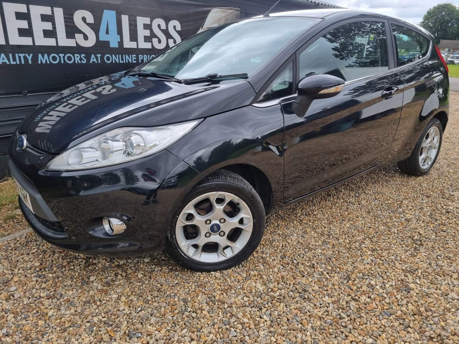 Ford Fiesta Listing Image