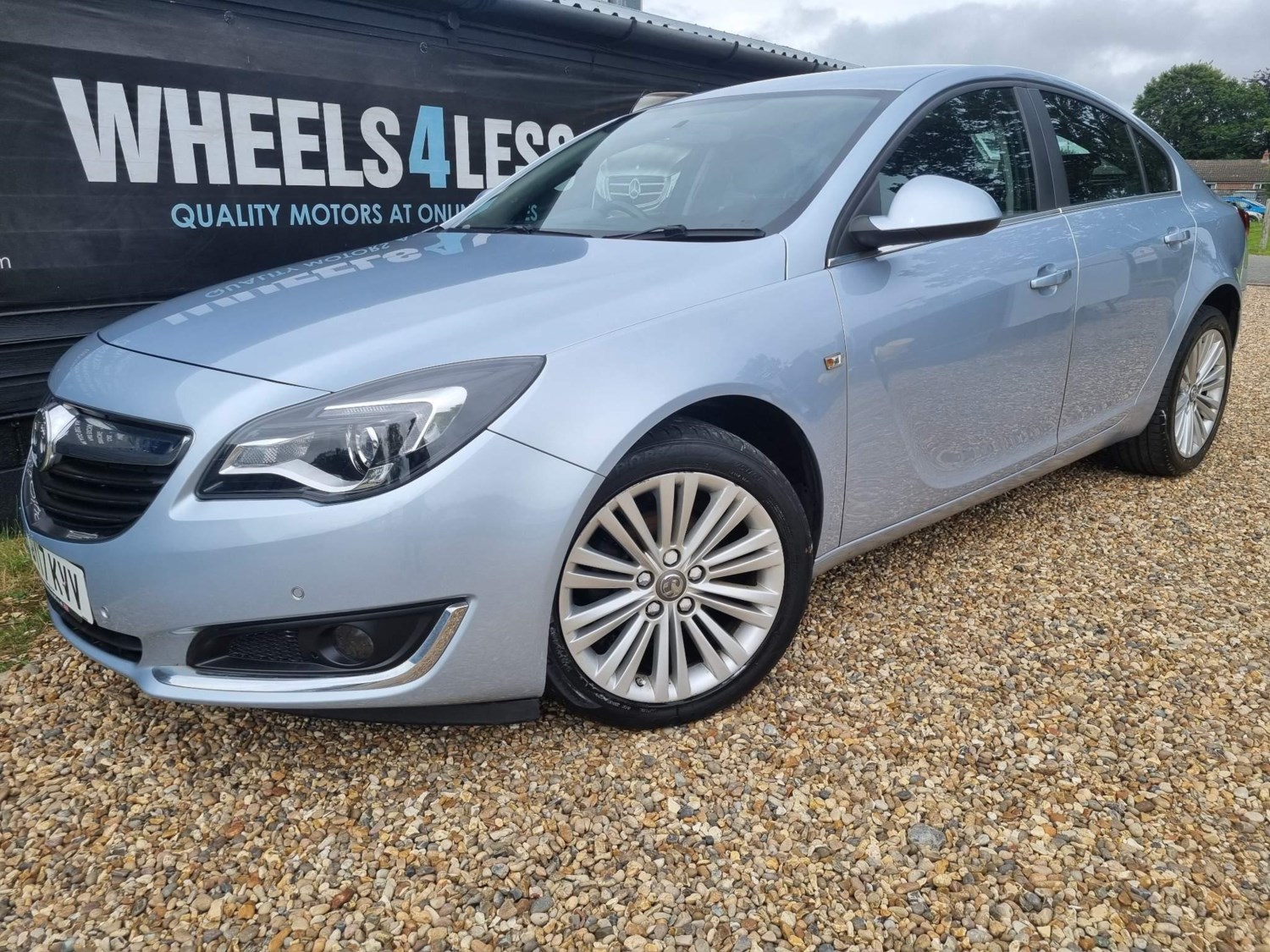 Vauxhall Insignia Listing Image