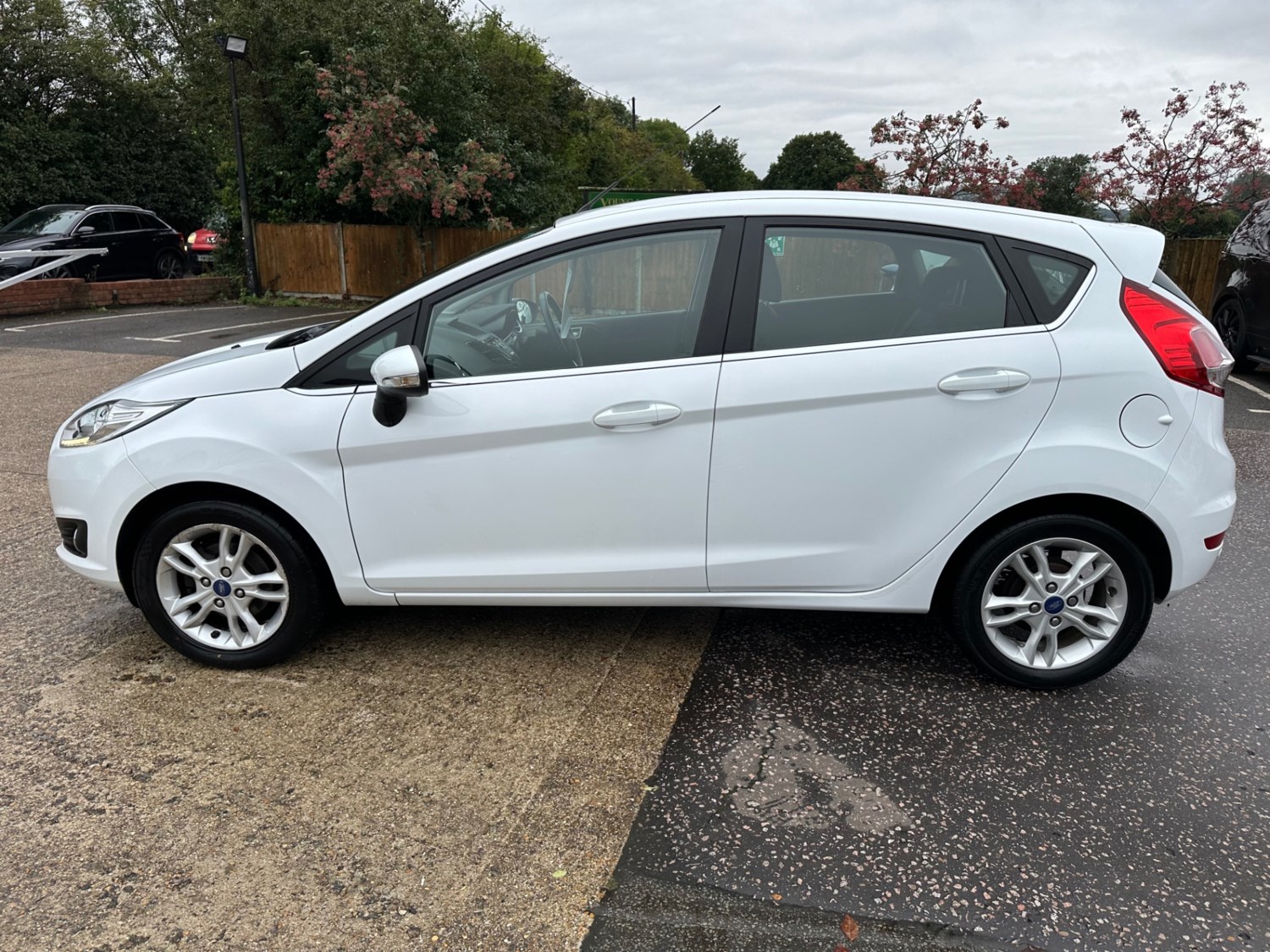 Ford Fiesta Listing Image