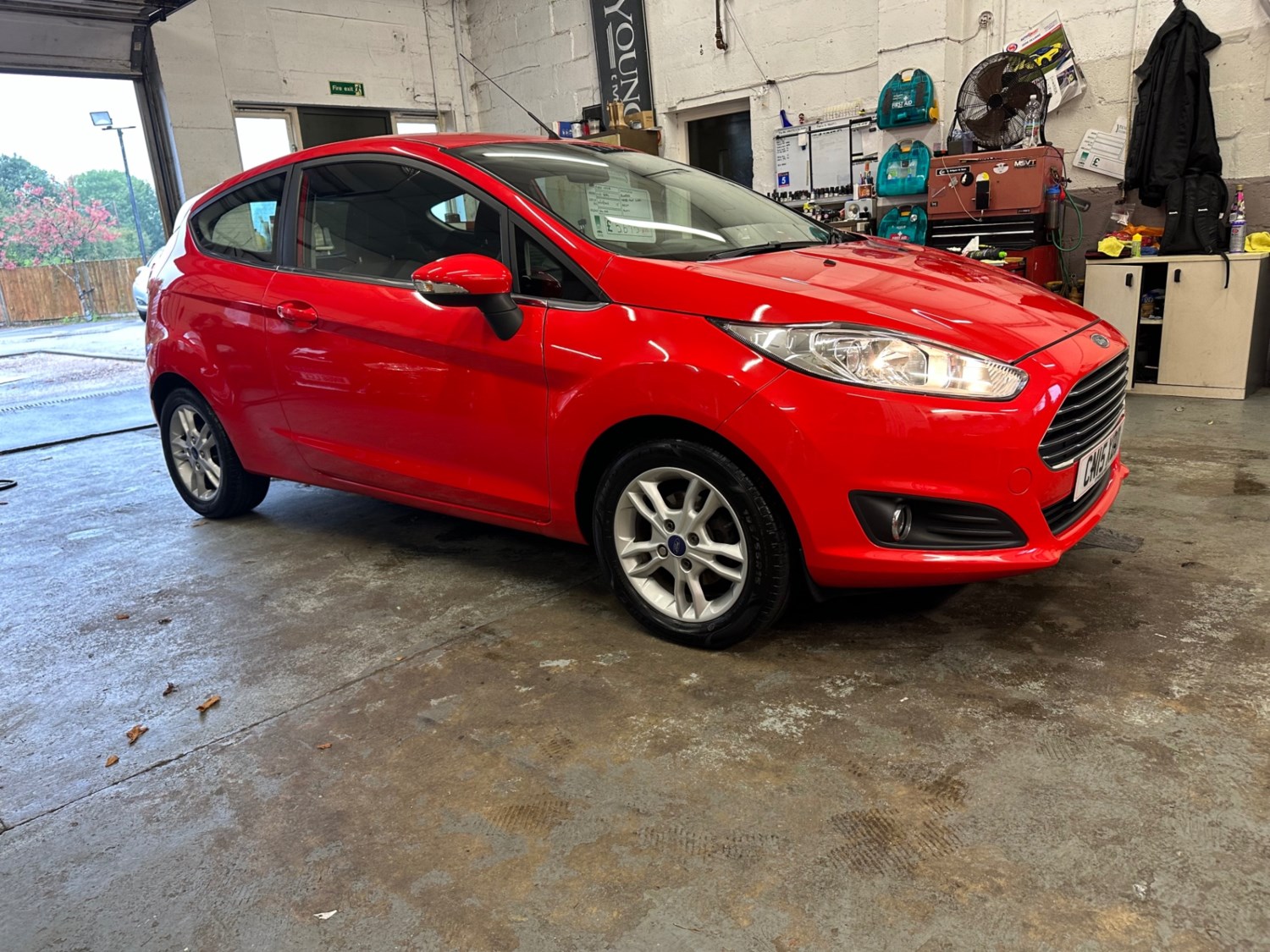 Ford Fiesta Listing Image