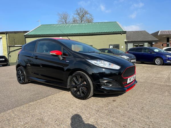 2017 (17) Ford Fiesta 1.0 EcoBoost 140 ST-Line Black 3dr For Sale In Maidstone, Kent