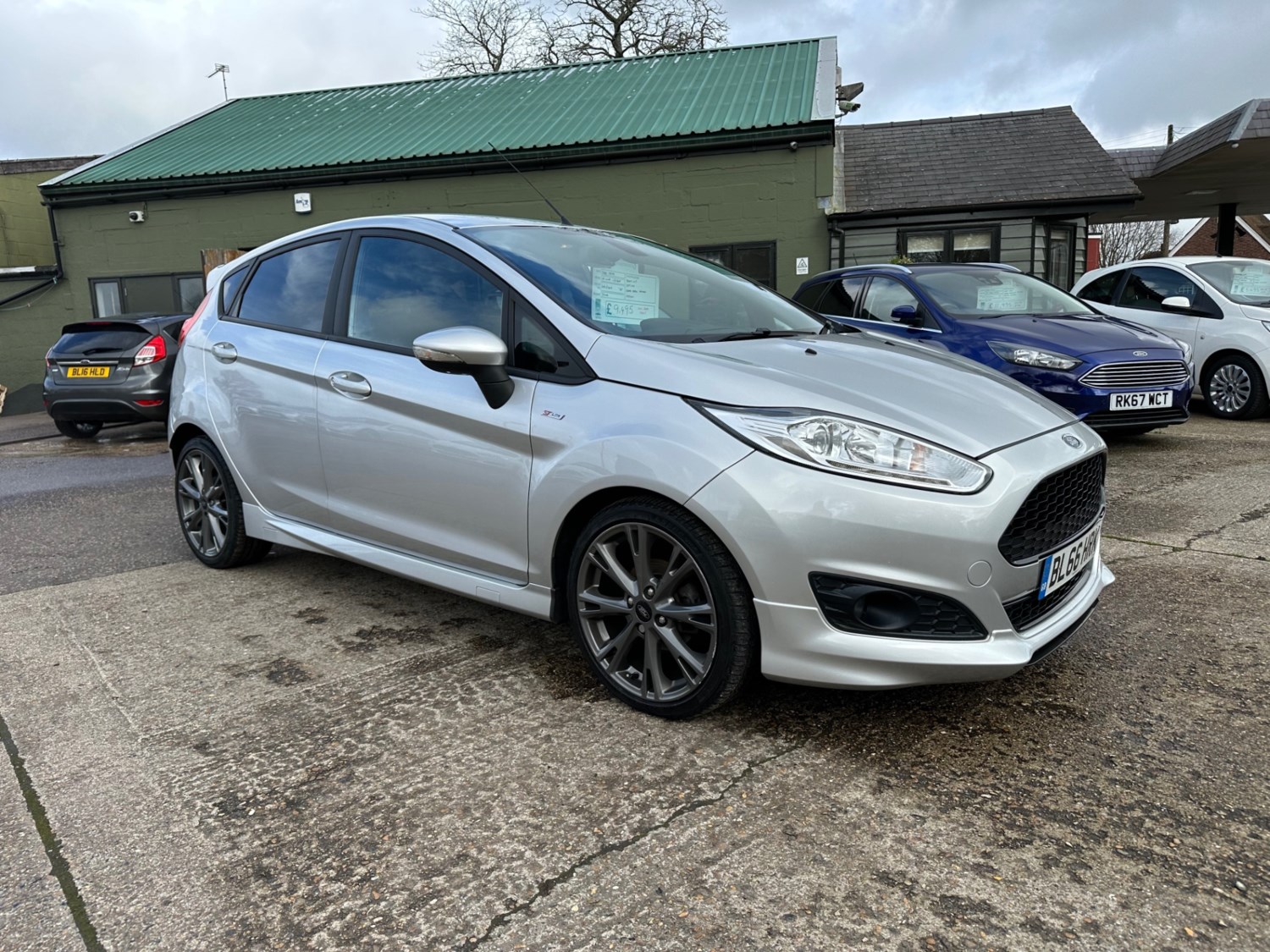 Ford Fiesta Listing Image