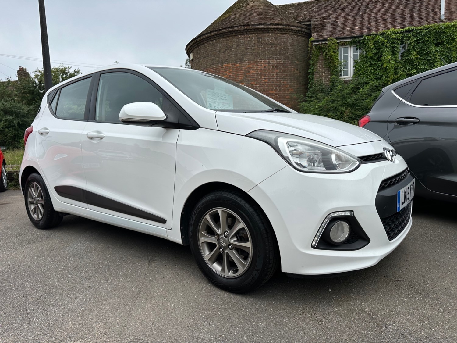 Hyundai i10 Listing Image