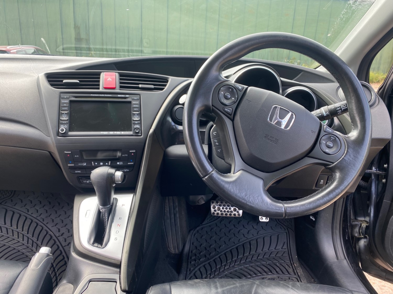 Honda Civic Listing Image