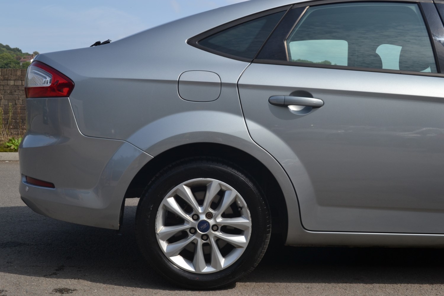 Ford Mondeo Listing Image