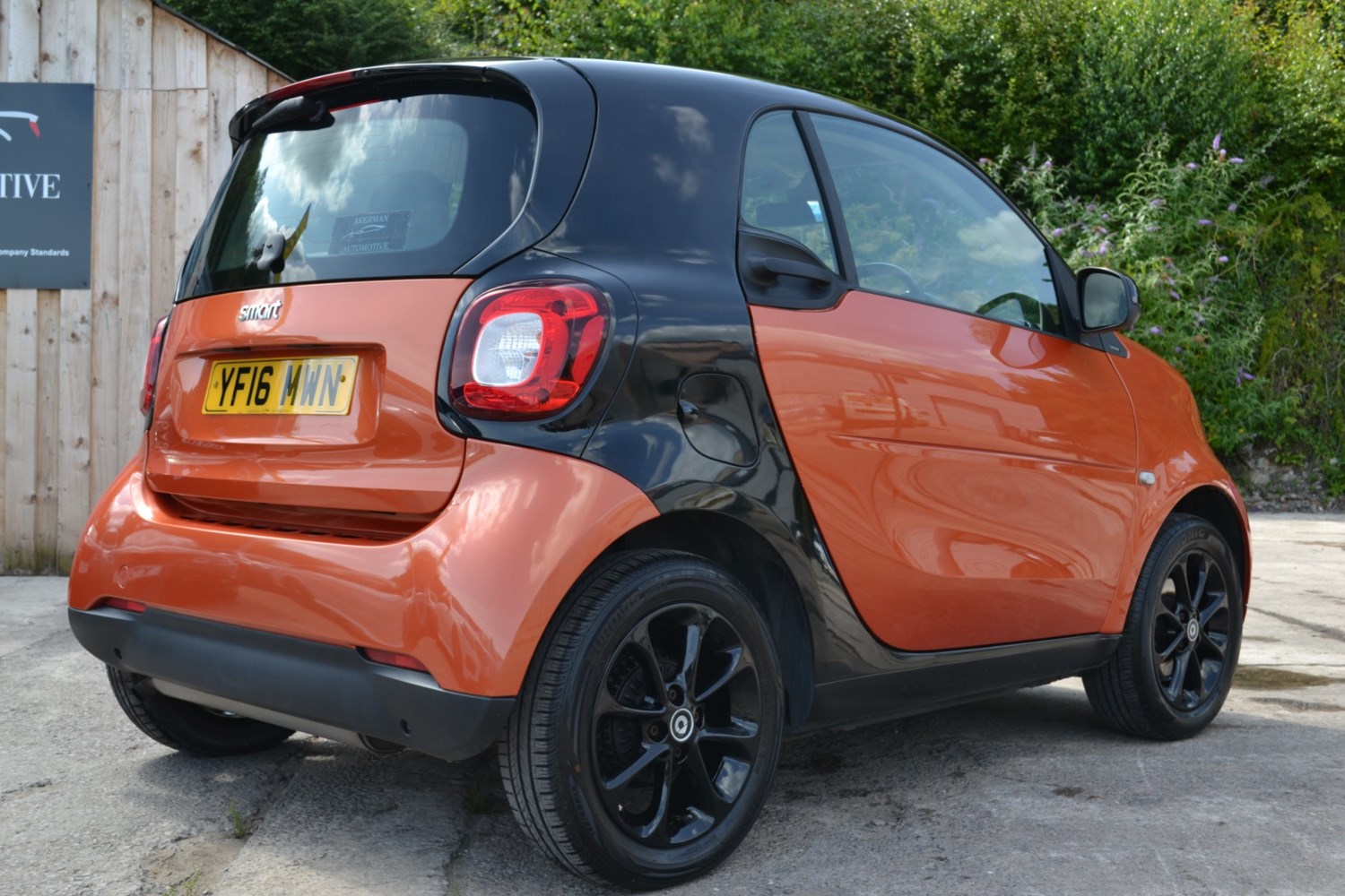 Smart fortwo Listing Image