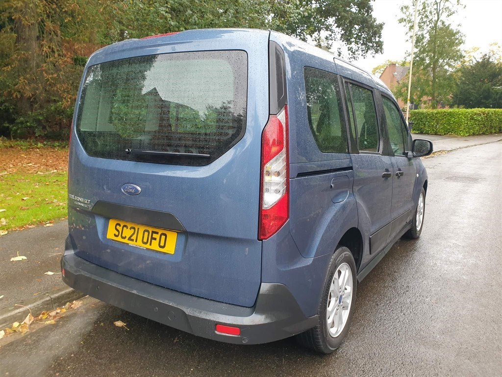 Ford Tourneo Connect Listing Image