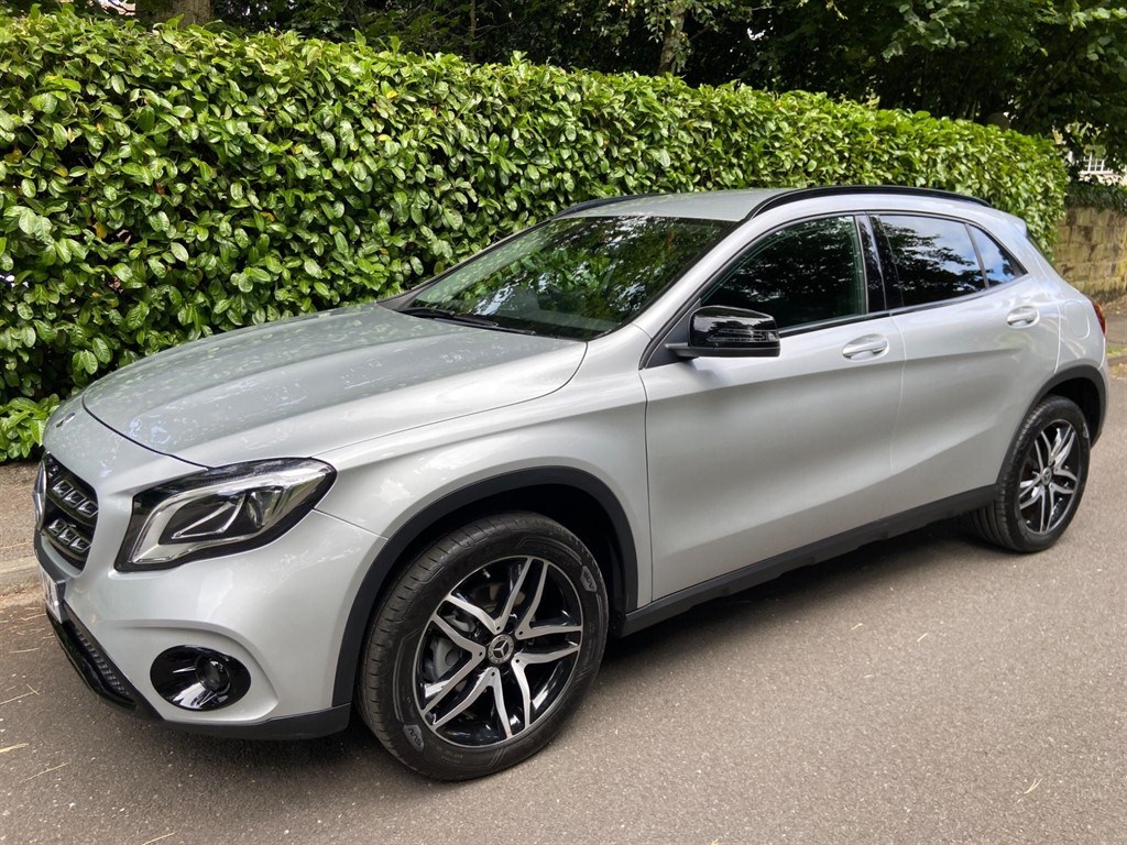 Mercedes-Benz GLA Listing Image