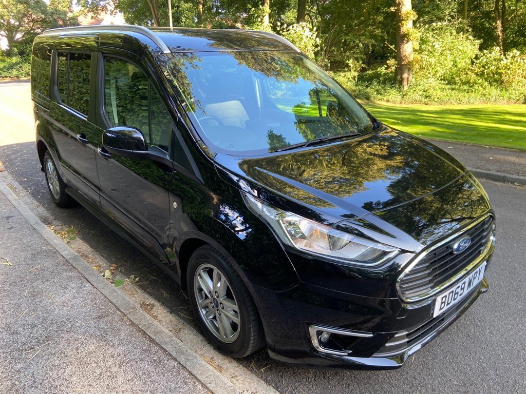 Ford Tourneo Connect Listing Image