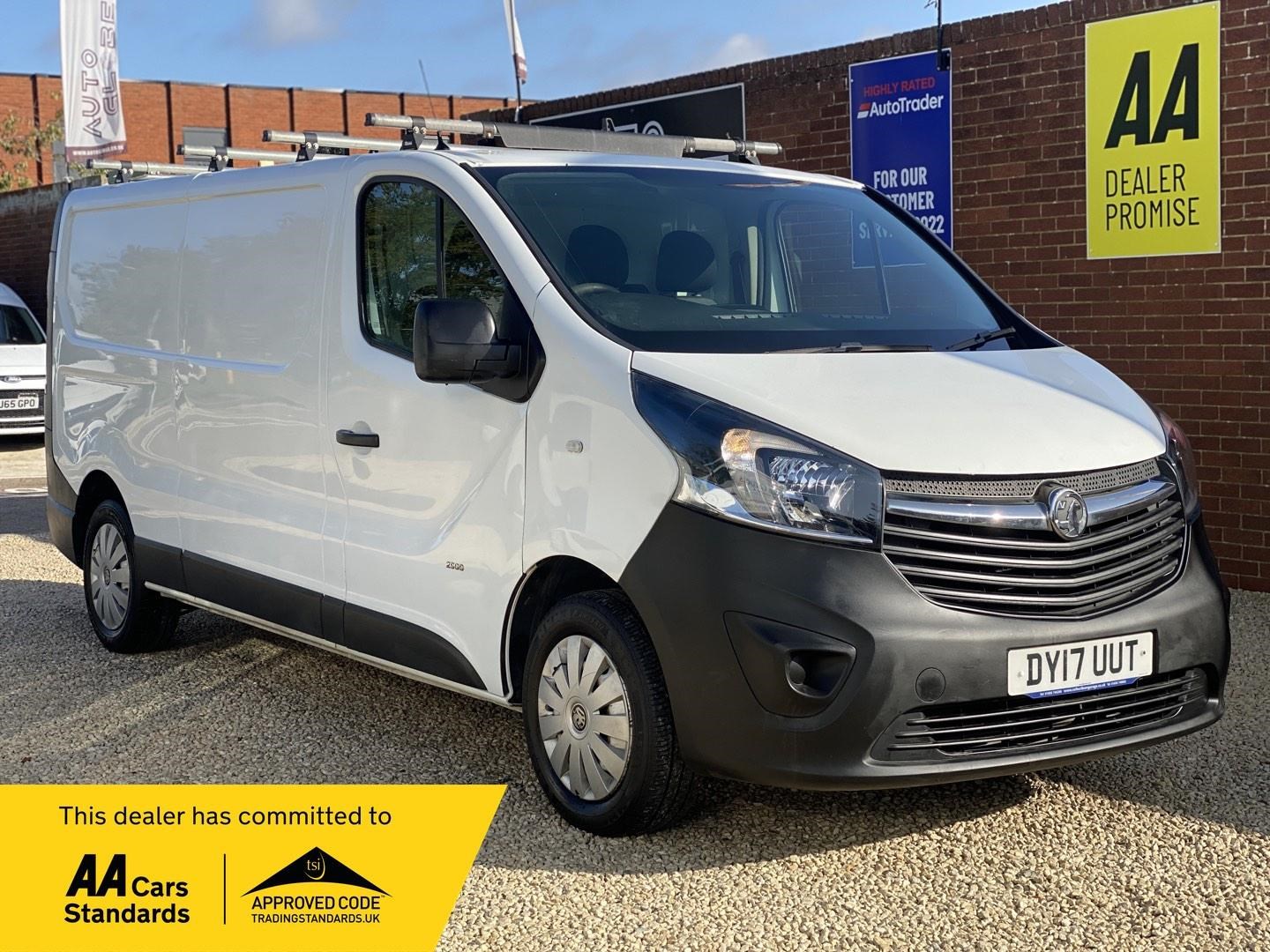 Vauxhall Vivaro Listing Image