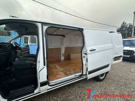 Ford Transit Custom Listing Image