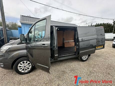 Ford Transit Custom Listing Image