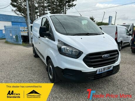 Ford Transit Custom Listing Image