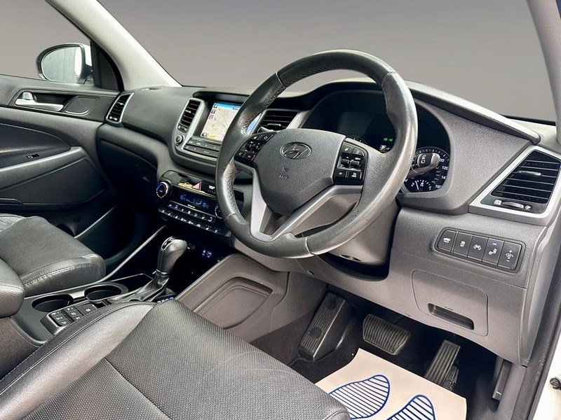 Hyundai TUCSON Listing Image